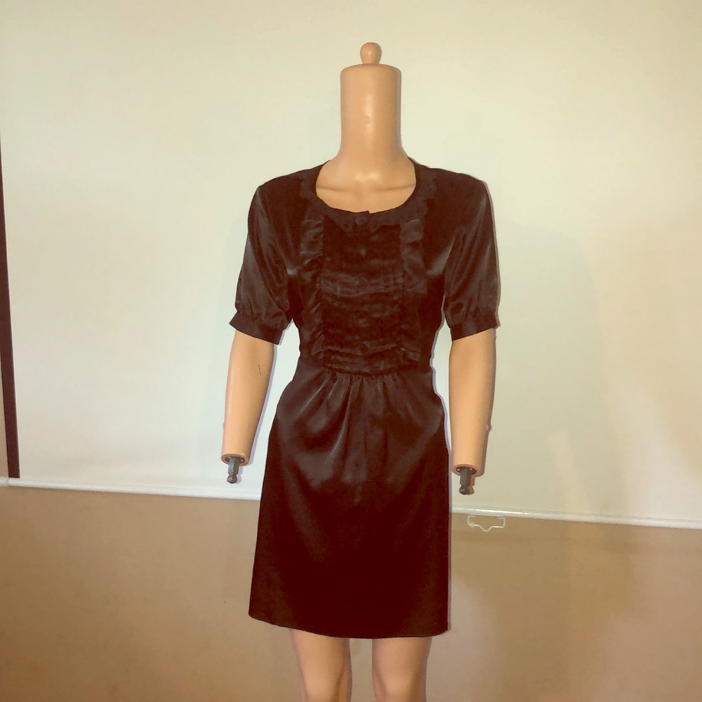 Classy Little black dress 🥀
